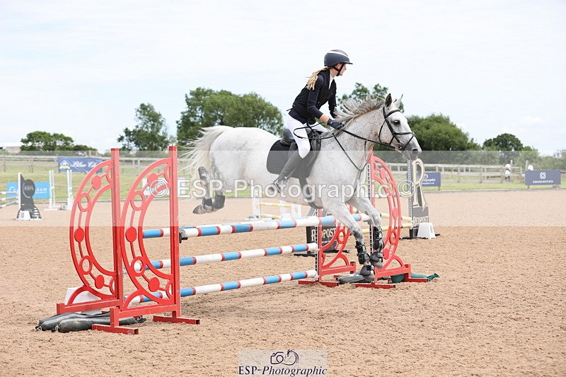 240714A-135940-02318 - Cls 11 & 12 Children on Horses