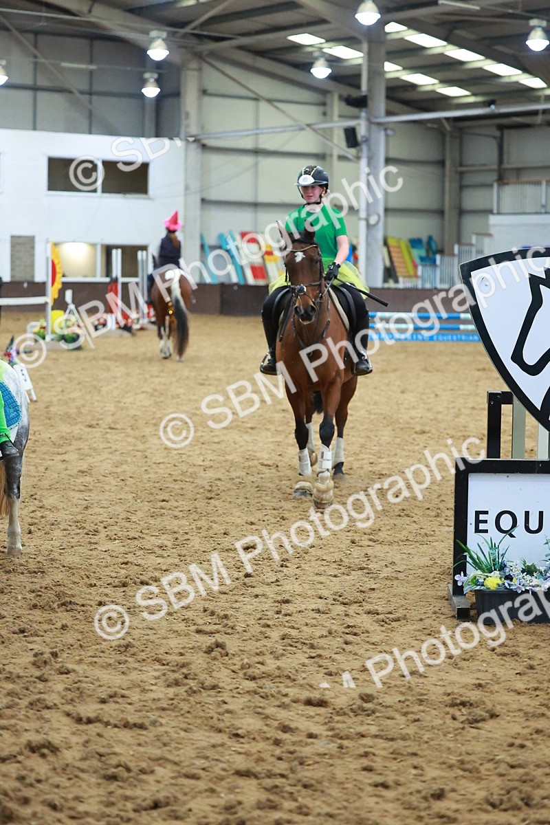 SBM_002828 - Class 4 - Pairs