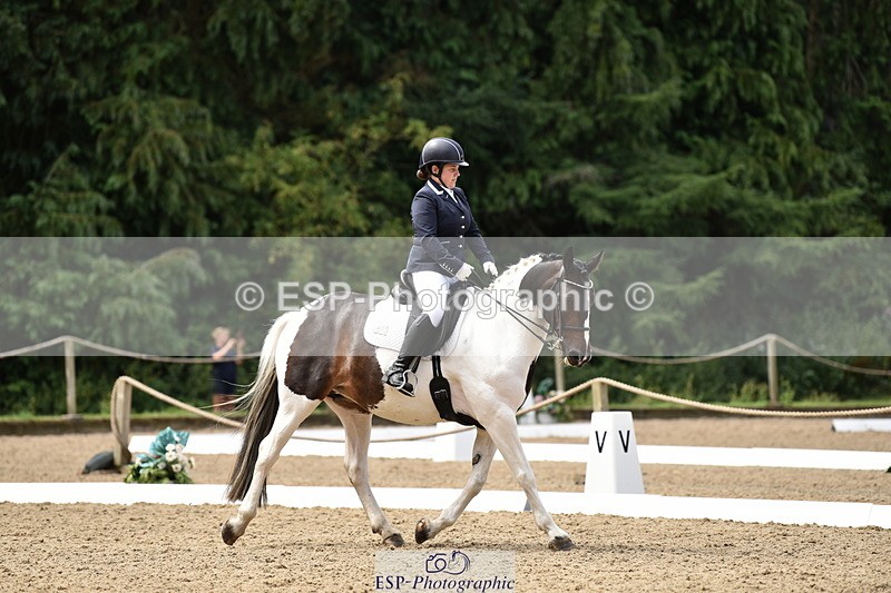 140110A-005618-10774 - 015-Lauren.Picknett-Bonnie.V