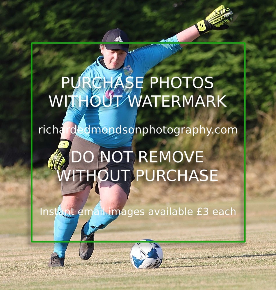 533A8917 - Kendal United Reserves