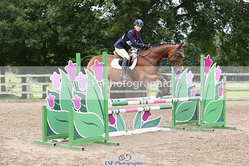 240803-115749-02532 - 119-Izzy_Baines-RIGHT_ON_QUE