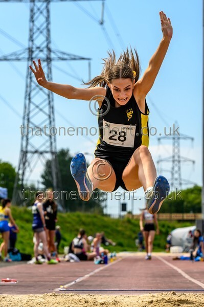 West25Sat-910066 - Field Female