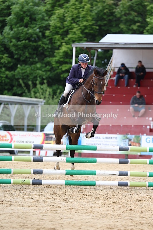 3E7A6223 - Class 4: Senior British Novice/90cm open
