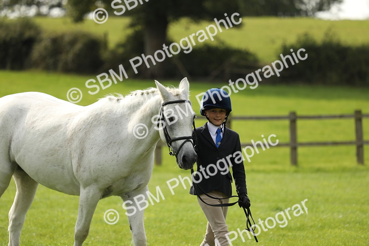 SBM_67693 - S39 - Junior Handler 8  Years & Under
