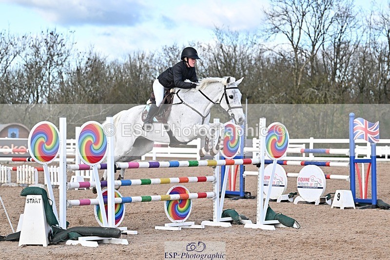 251119-133852-00489 - Cls 4 Newcomers and 1.10m Open