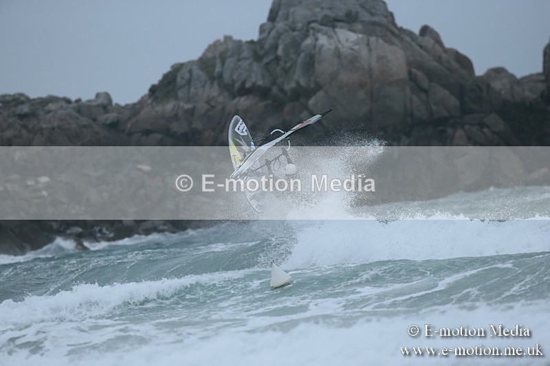 WS 030413-97 - Windsurfing