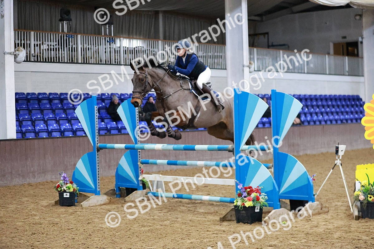 SBM_001127 - Class 4 - Senior Newcomers - 1.10m