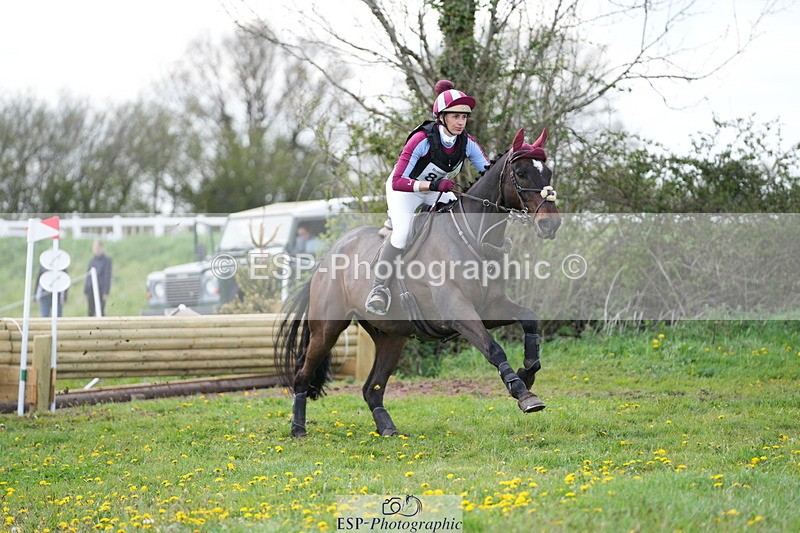 250419-173741-14334 - 869-Lizette.Jackman-MURPHYS.GAUNTLET