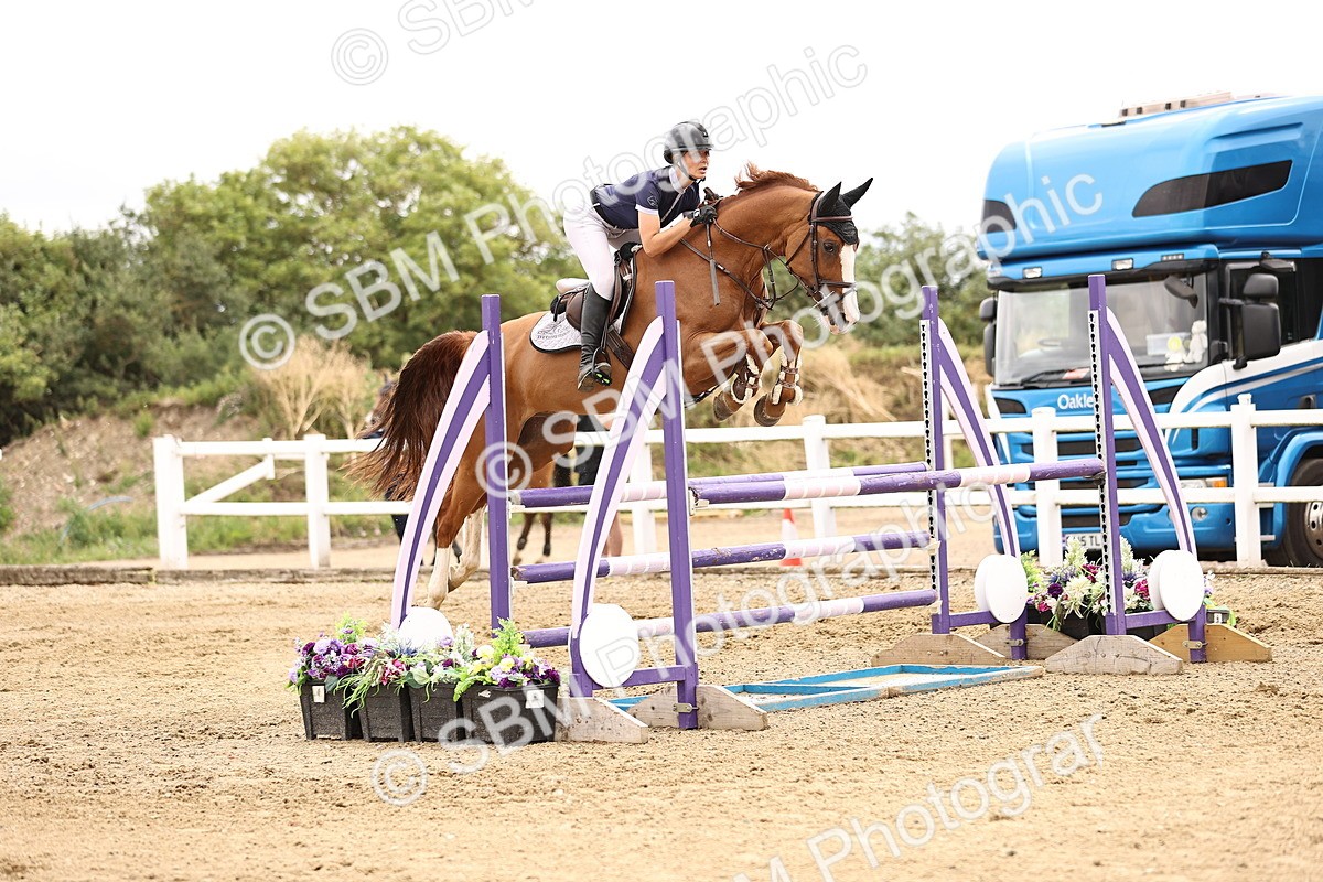 SBM_003217 - Class 21 - Senior Newcomers - 1.10m