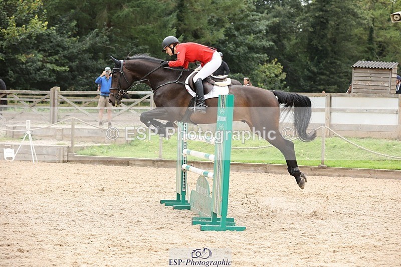 240817-160620-02478 - 06A Snr Fox 1.20m open