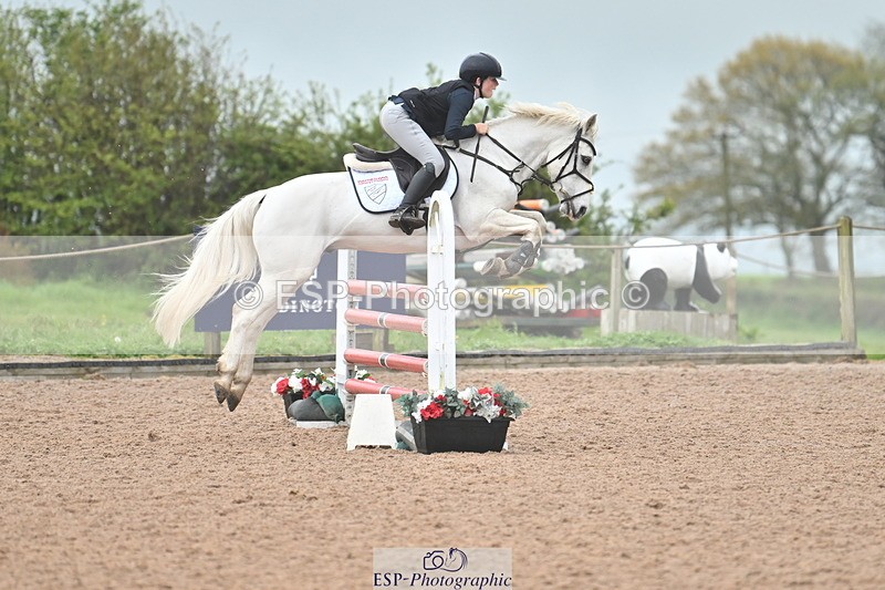 240505A-132354-05601 - Cls 5 Pony Foxhunter & 1.10m Open