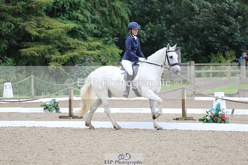 240720-101337-03884 - 125-Sarah_Browne-Domino_Star