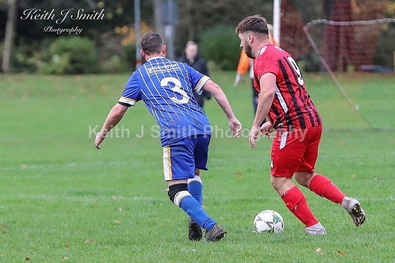 9KJS1582 - Nene League Sunday 16th November 2025 Abington Park