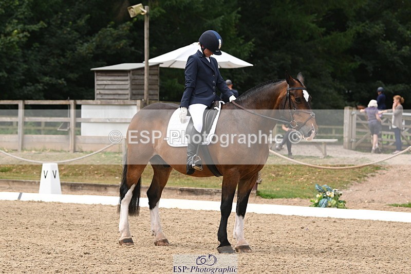 250719A-120550-04604 - 026-Carol.Quantrill-Cormoy.Lad