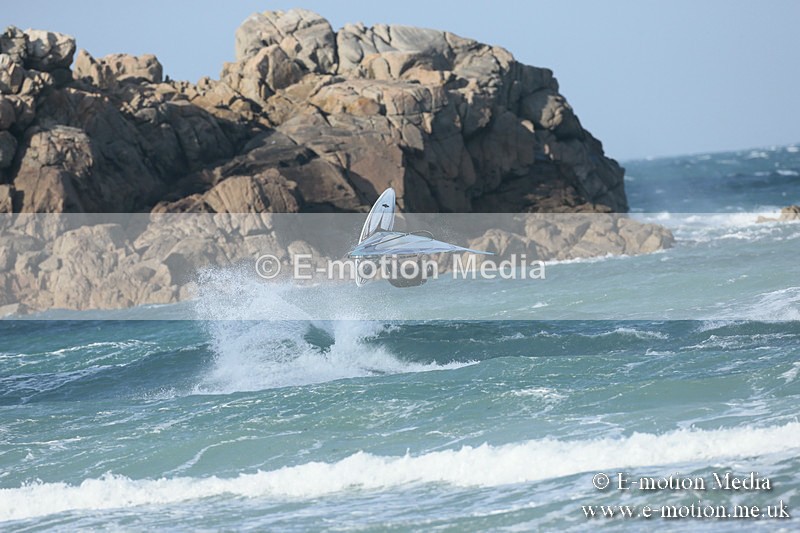 WS 020413-250 - Windsurfing