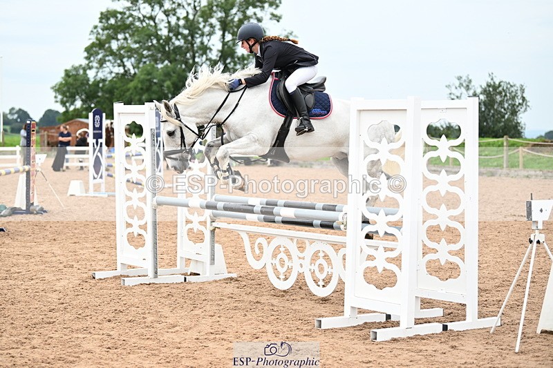 240907A-130921-01886 - Cls 3 Pony Medium Team 80cm & 90cm