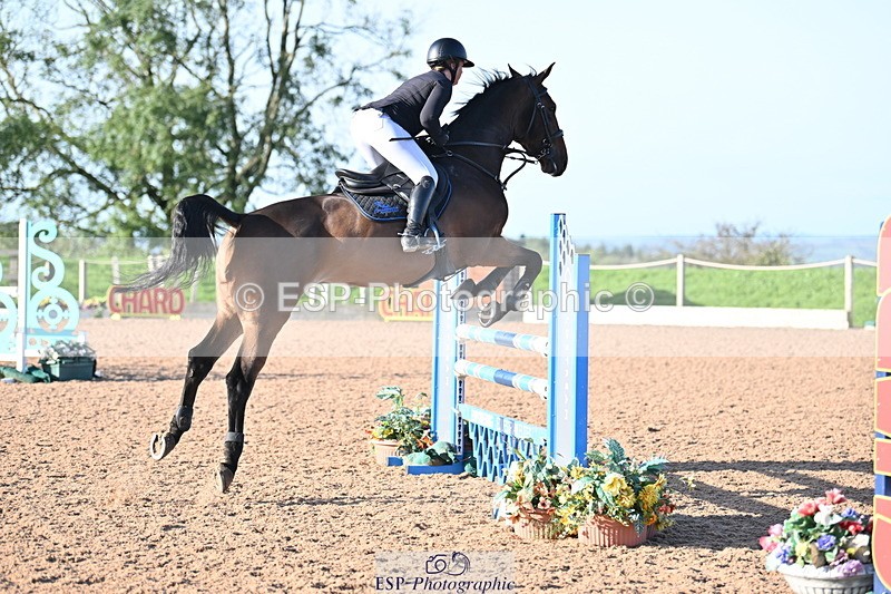 231015A-094834-07050 - Cls 28 Newcomers & 1.10m Open