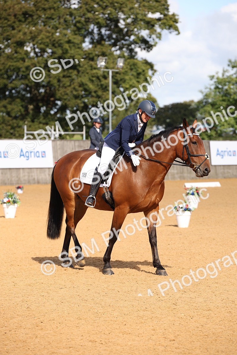 SBM_04210 - D2 Small Tour Championship Intro C