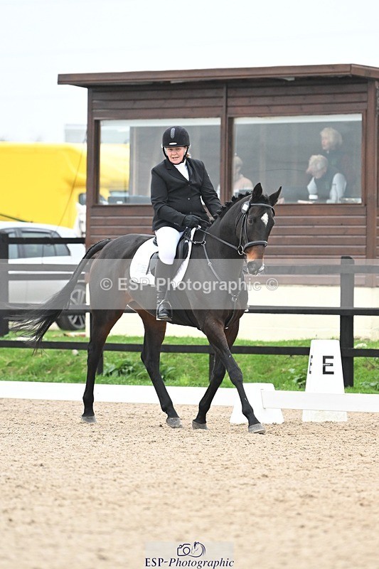 241103-100655-00267 - Intro 3 - 9.40 to 10.40