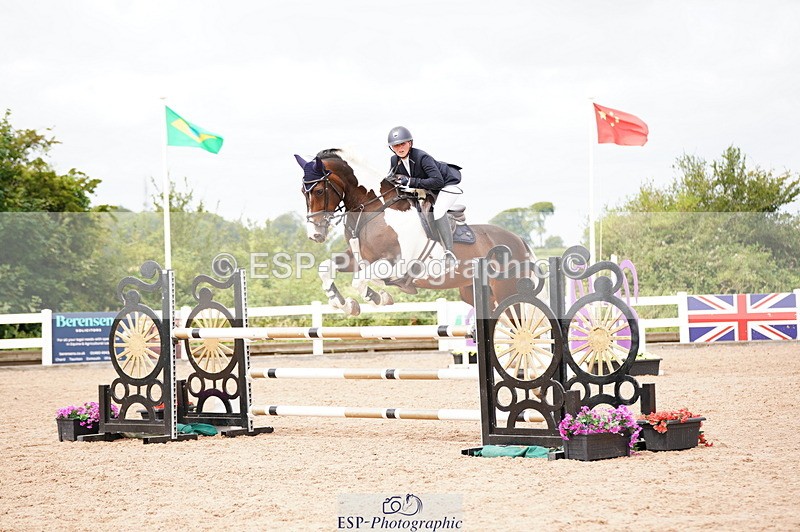 240804A-123208-10851 - Cls 51 1.05m Amateur Qualifier