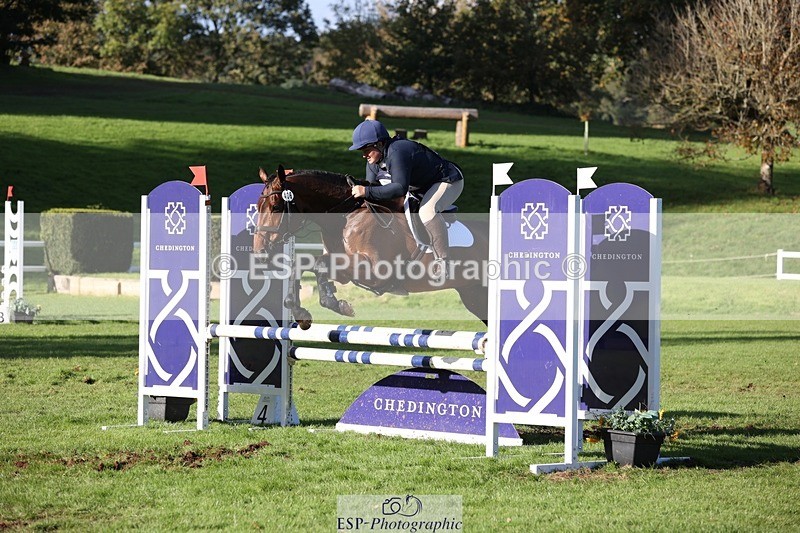 231022-151125-29662 - 406-BALLYCREEN.MILADY-Georgina.Brown-TrotUp+SJ