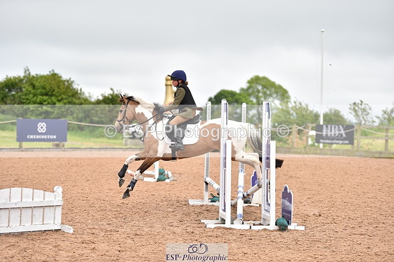 240528A-145652-00057 - 40 & 50cm