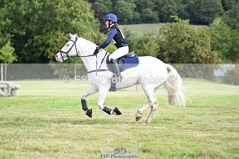 240825X-110059-31529 - 70cm XC 10.00 to 11.00