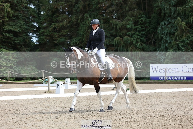 250718A-153929-02641 - 167-Leanne.Pike-Summerhill.orchard