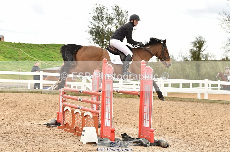 240403A-141052-00730 - Cls 4 Newcomers and 1.10m Open