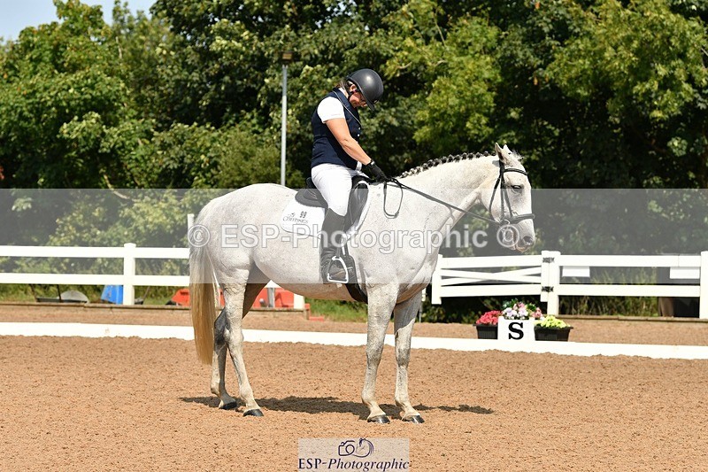 250817-120912-08791 - 099-Essie.BarkerBloody.Nora