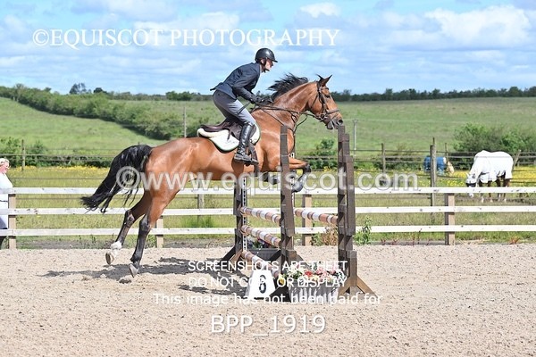 BPP_1919 - CLASS 18 SUN British Novice/ 90cm Open