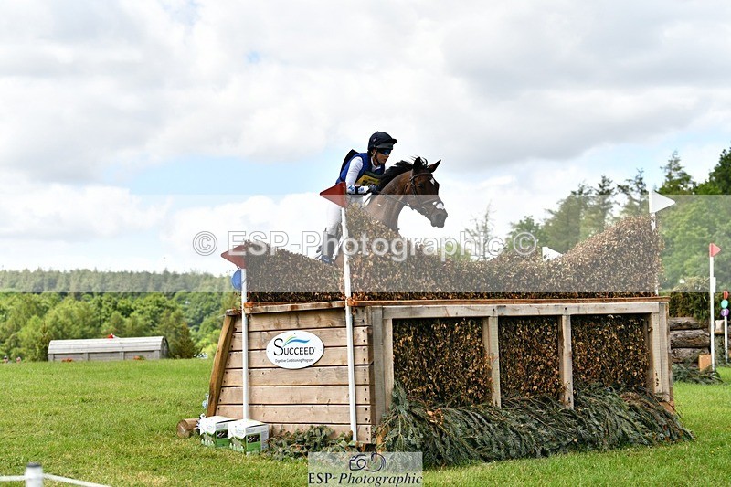 260531A-143556-23881 - G-763-Kirsty.Chabert