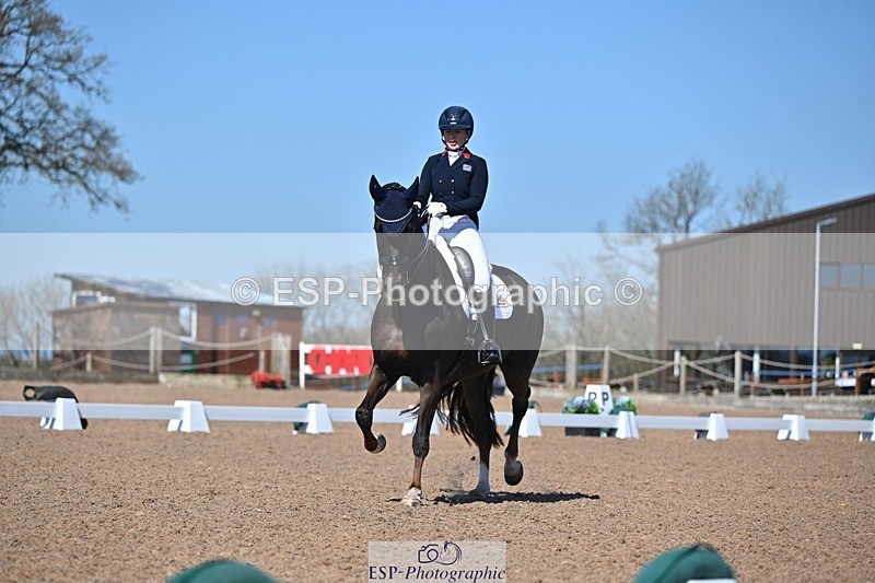 250406-123408-12395 - 186-Isobel Lickley-Katniss