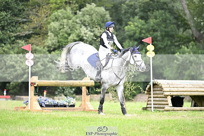 240804-135536-15327 - 516-Angelique_Thomas-CARRERA_HFS_Z