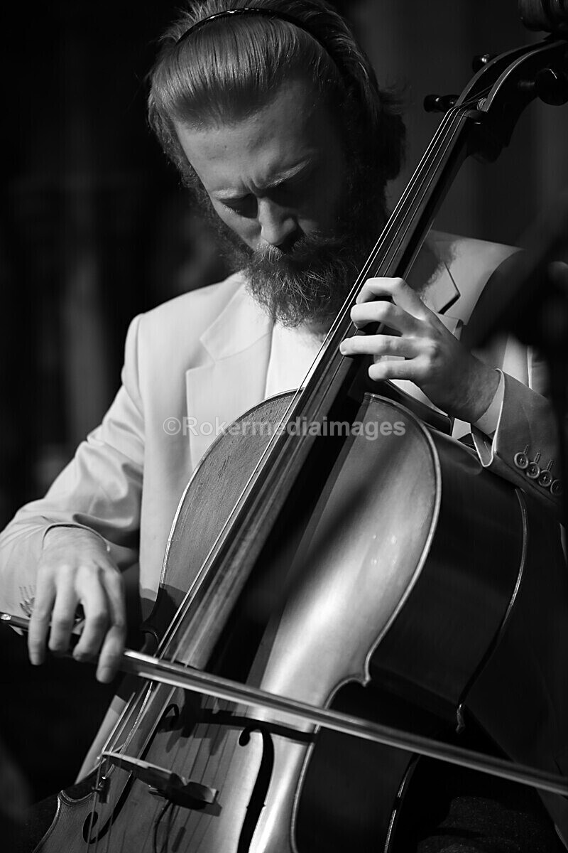 FOLK N BLUES-502 - FOLK and BLUES SEPT 2022