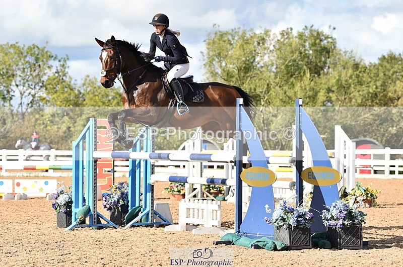 231014A-143826-05311 - Cls 15 1.05m Amateur Q 2nd R