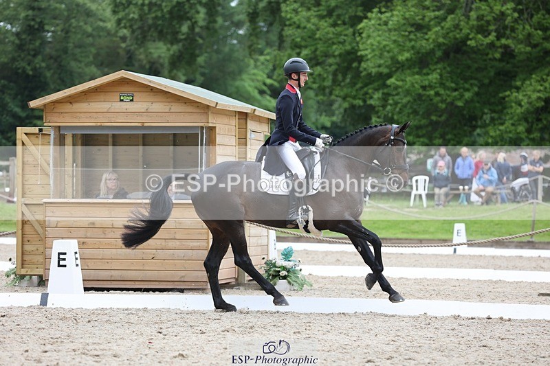 240523-173853-06197 - 325-MIDNIGHT_ENDEAVOUR-Tom_Jackson