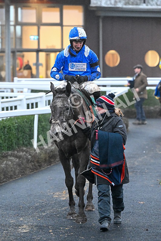 300126-Race 6-Born In The West-9980 - Race 6