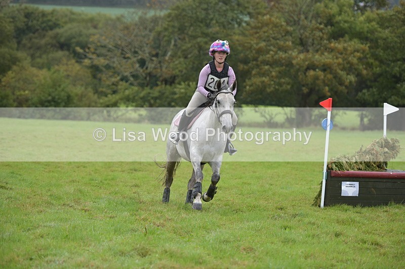 RAY_9613 - Class 2: 70cm: Corner