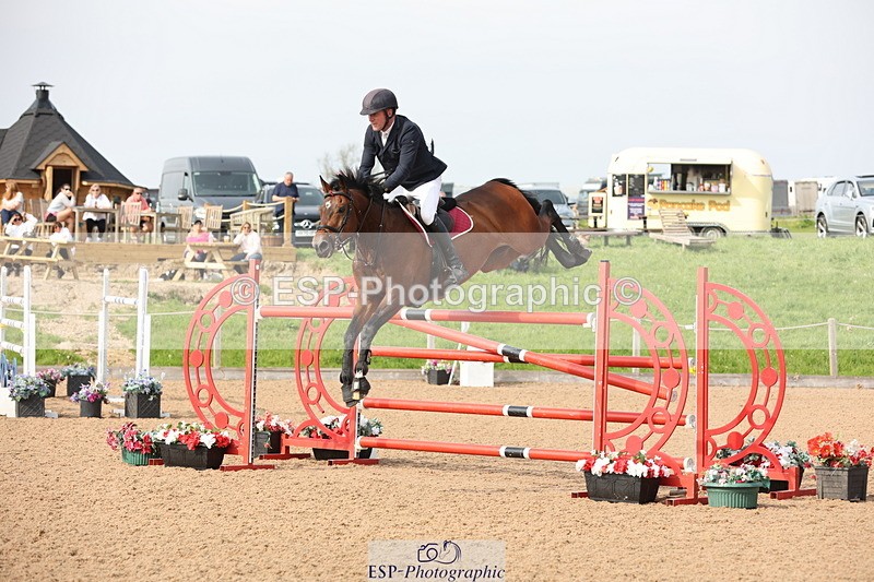 240511A-164824-15037 - Cls 38 National 1.40m Open