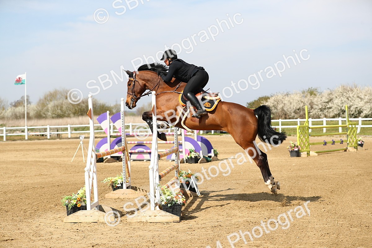 SBM_002506 - Class 10 - Senior Newcomers - 1.10m