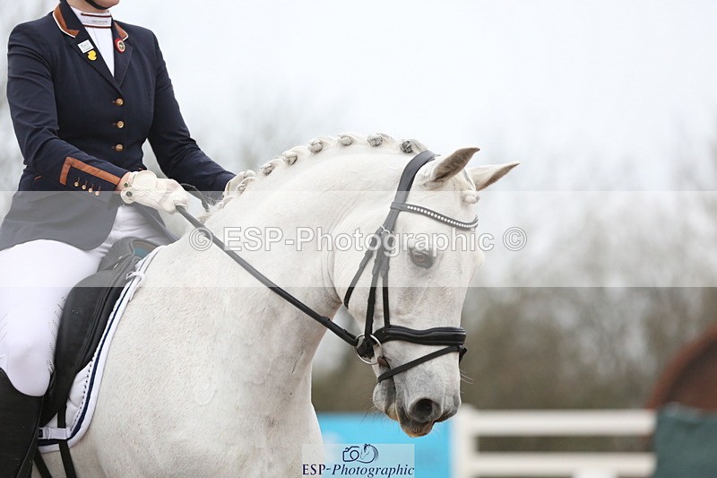 240217A-090121-00149 - 196-Anya.Hitt-Cnoc.an.noinin.Clover