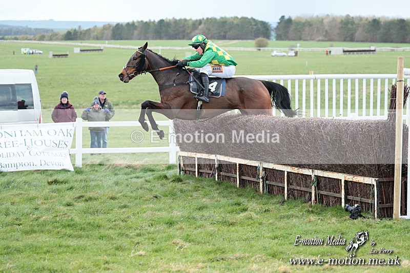 PtP 230324 700 - Tedworth Hunt PtP Larkhill Raccourse 23rd March 2024