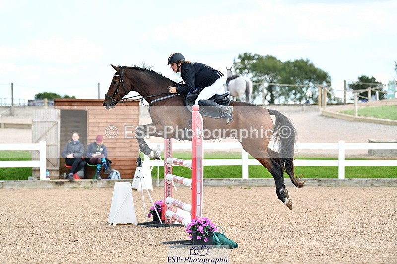 240913A-143635-04764 - Cls 24 1.05m Amateur Qualifier