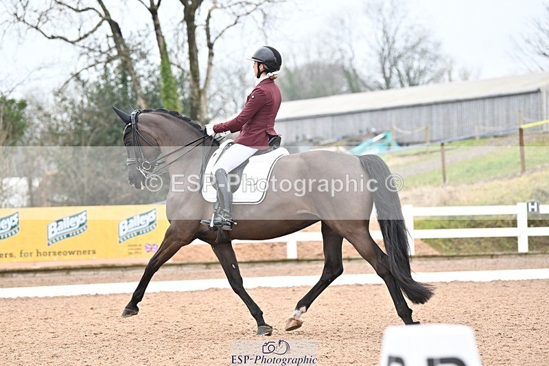 250216-112919-05101 - 184-Lucy.Palmer-La.Vida.loca