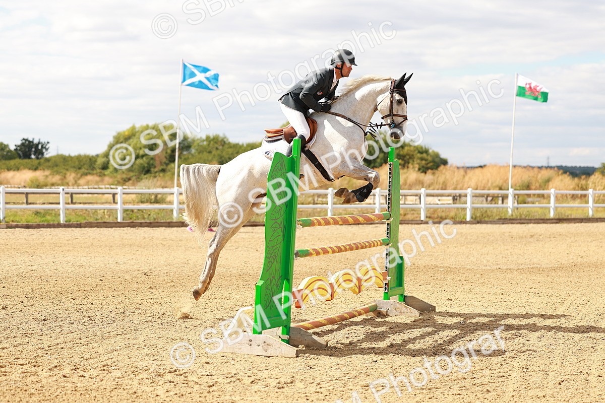 SBM_007360 - Class 5 - Senior British Foxhunter - 1.20m