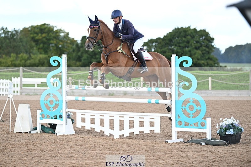 240912A-105329-00432 - Cls 2 Snr Newcomers