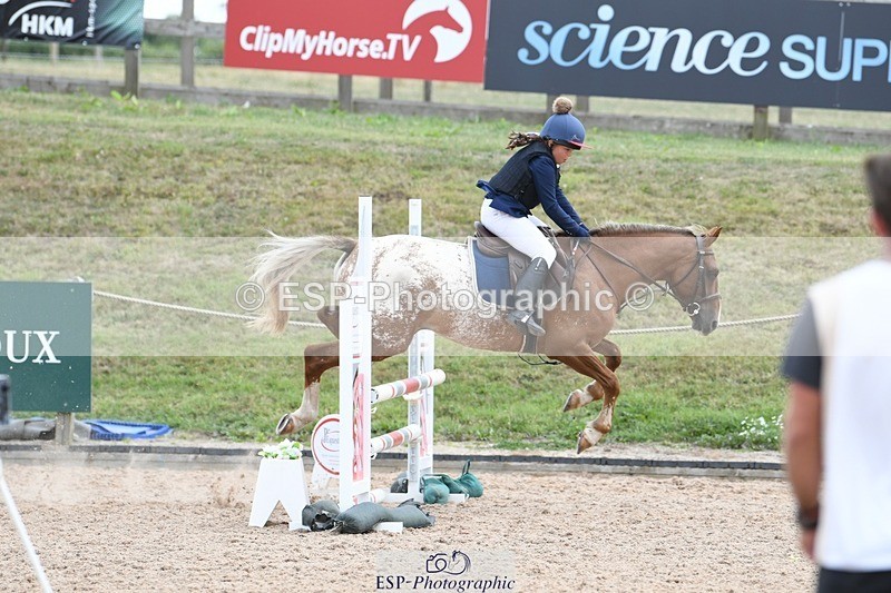 250807-130326-00965 - 70cm Round 2