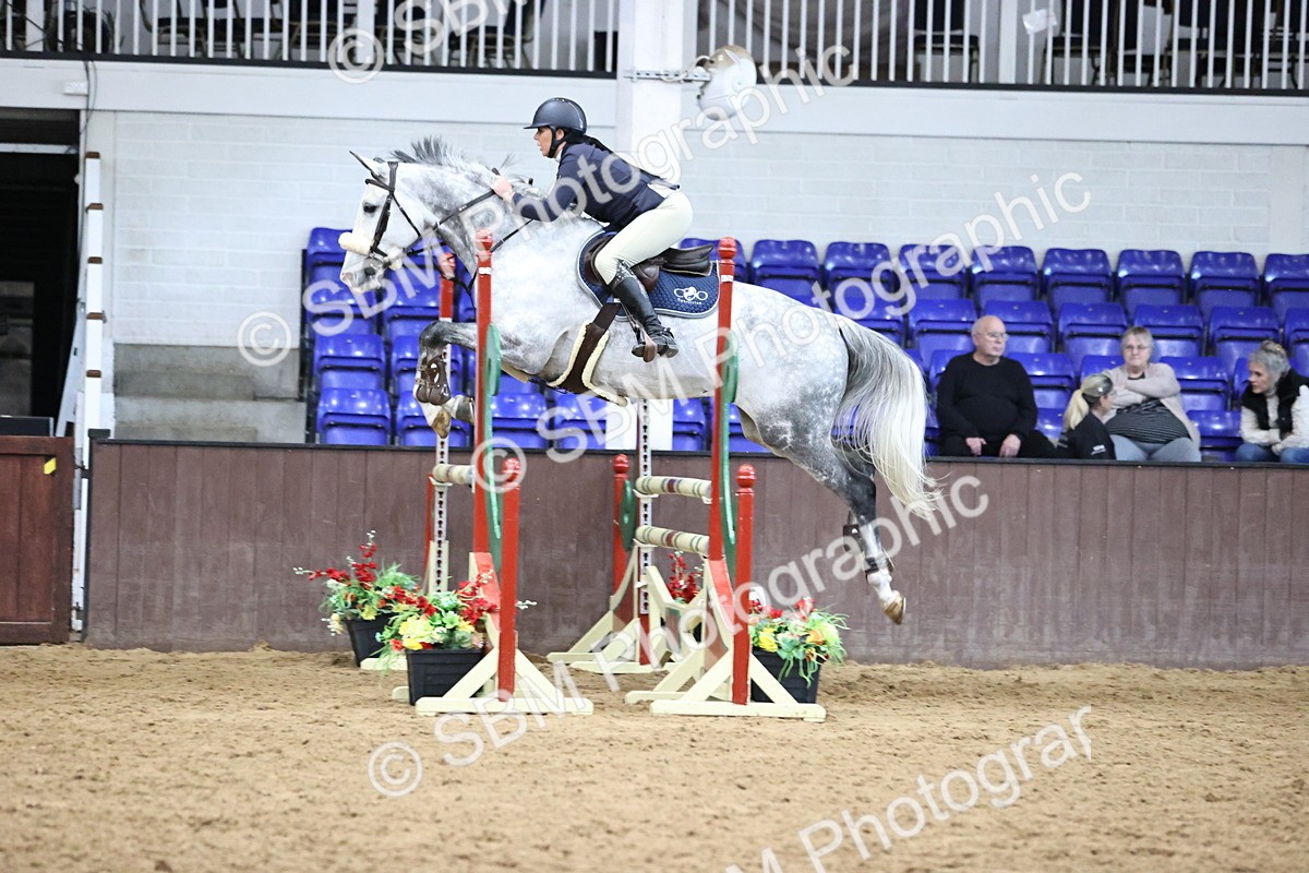 SBM_001868 - Class 4 - Senior Newcomers - 1.10m Open