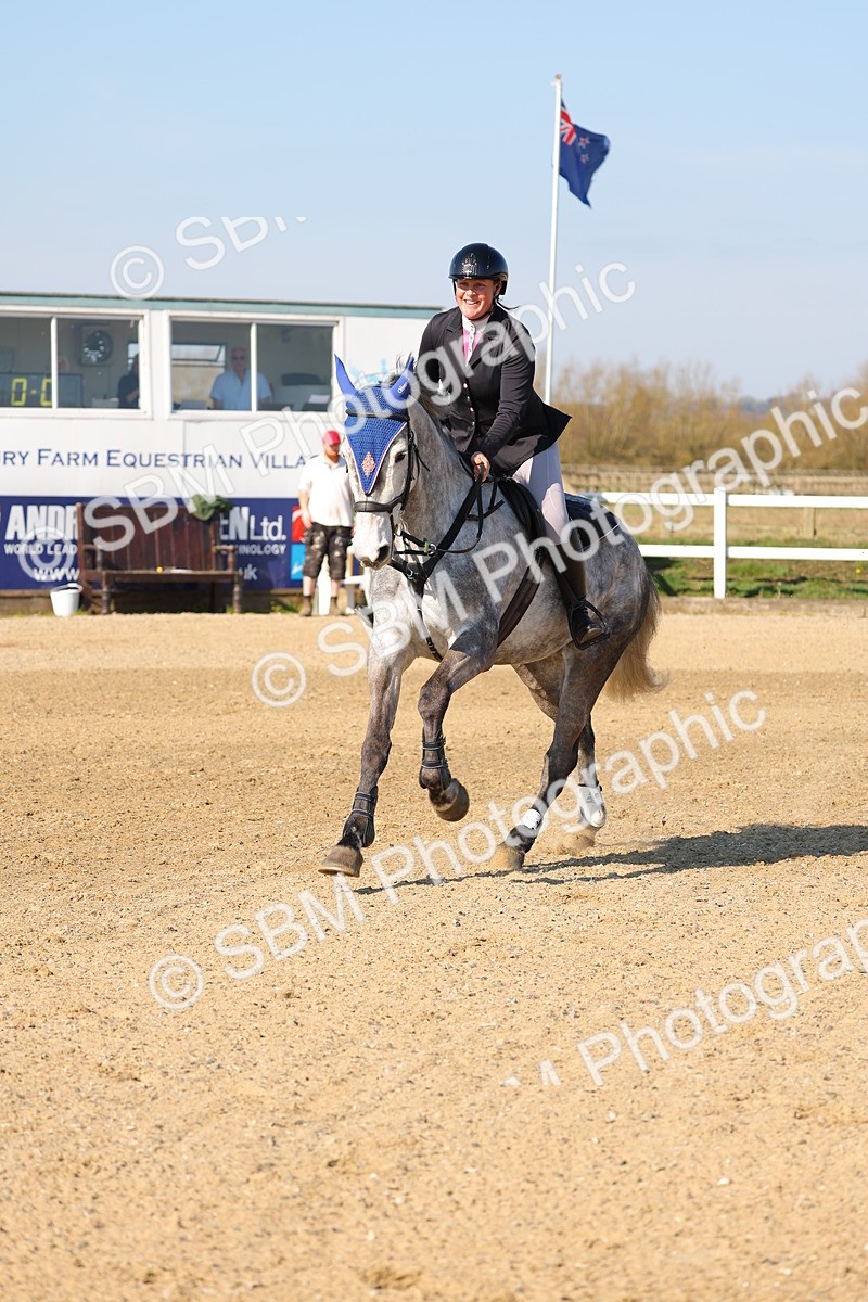 SBM_000099 - Class 1 - Clear Round